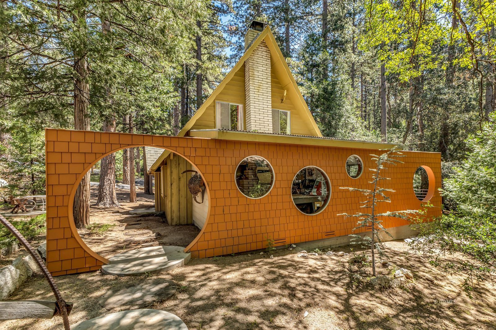 52143 Acorn Lane Idyllwild, CA 92549 - Photo 10 of 57 a view of outdoor space