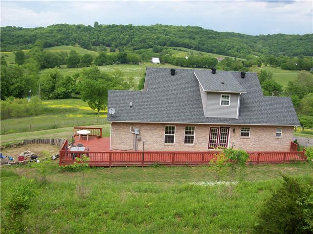 380 Mutton Hollow Hill Road Bethpage, TN 37022 - Photo 3 of 20 Gallery Image 3