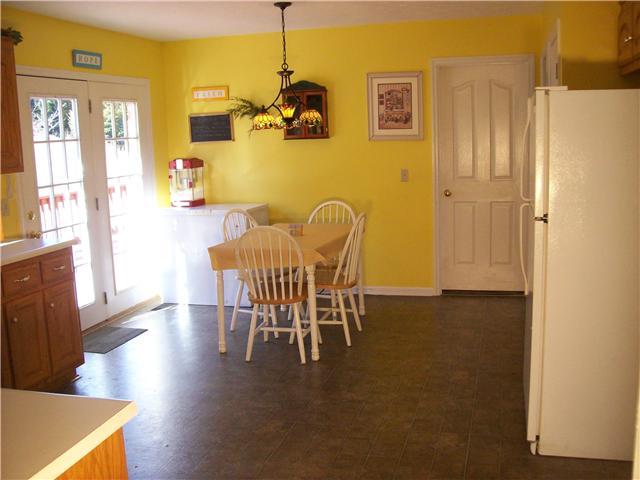 380 Mutton Hollow Hill Road Bethpage, TN 37022 - Photo 7 of 20 Gallery Image 7