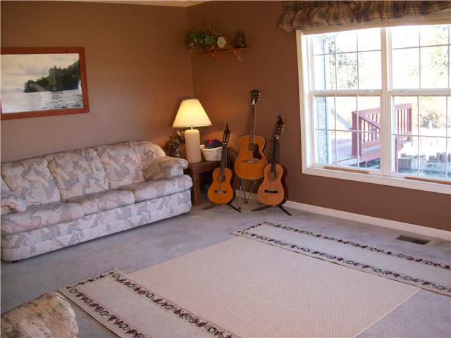 380 Mutton Hollow Hill Road Bethpage, TN 37022 - Photo 9 of 20 Gallery Image 9