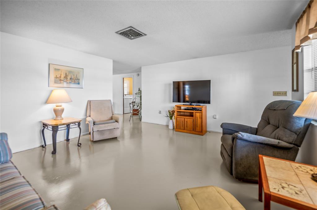 901 Ponderosa Road Venice, FL 34293 - Photo 24 of 40