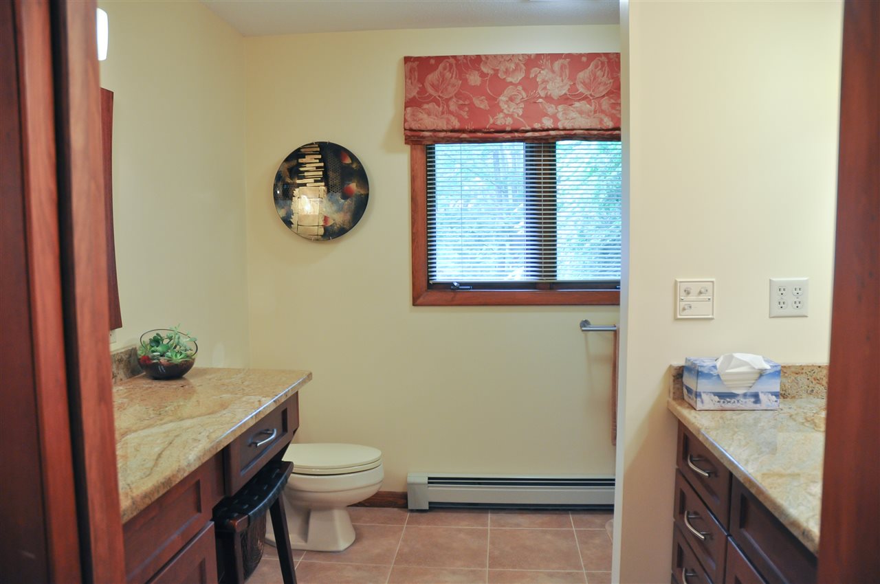 39 Blossom Road Windham, NH 03087 - Photo 18 of 37