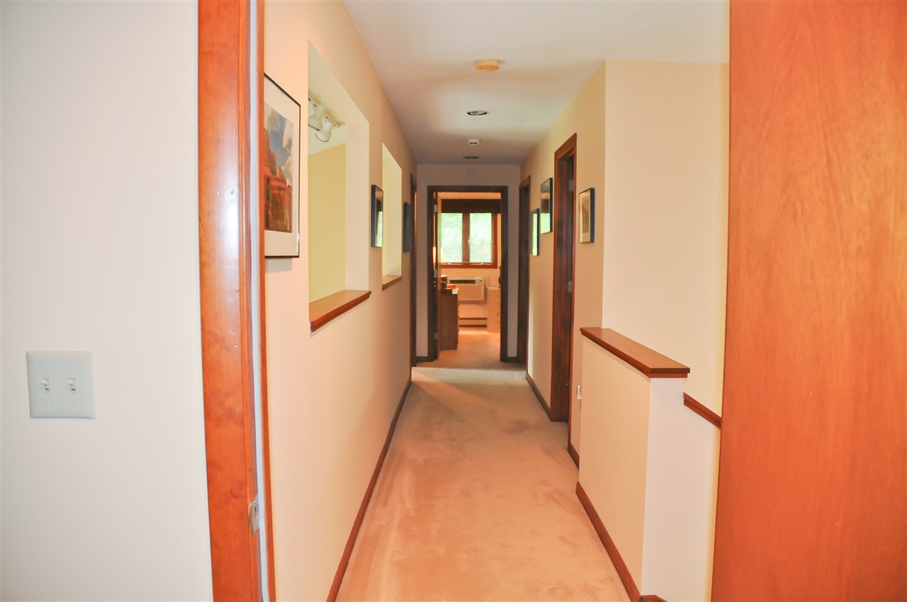 39 Blossom Road Windham, NH 03087 - Photo 20 of 37