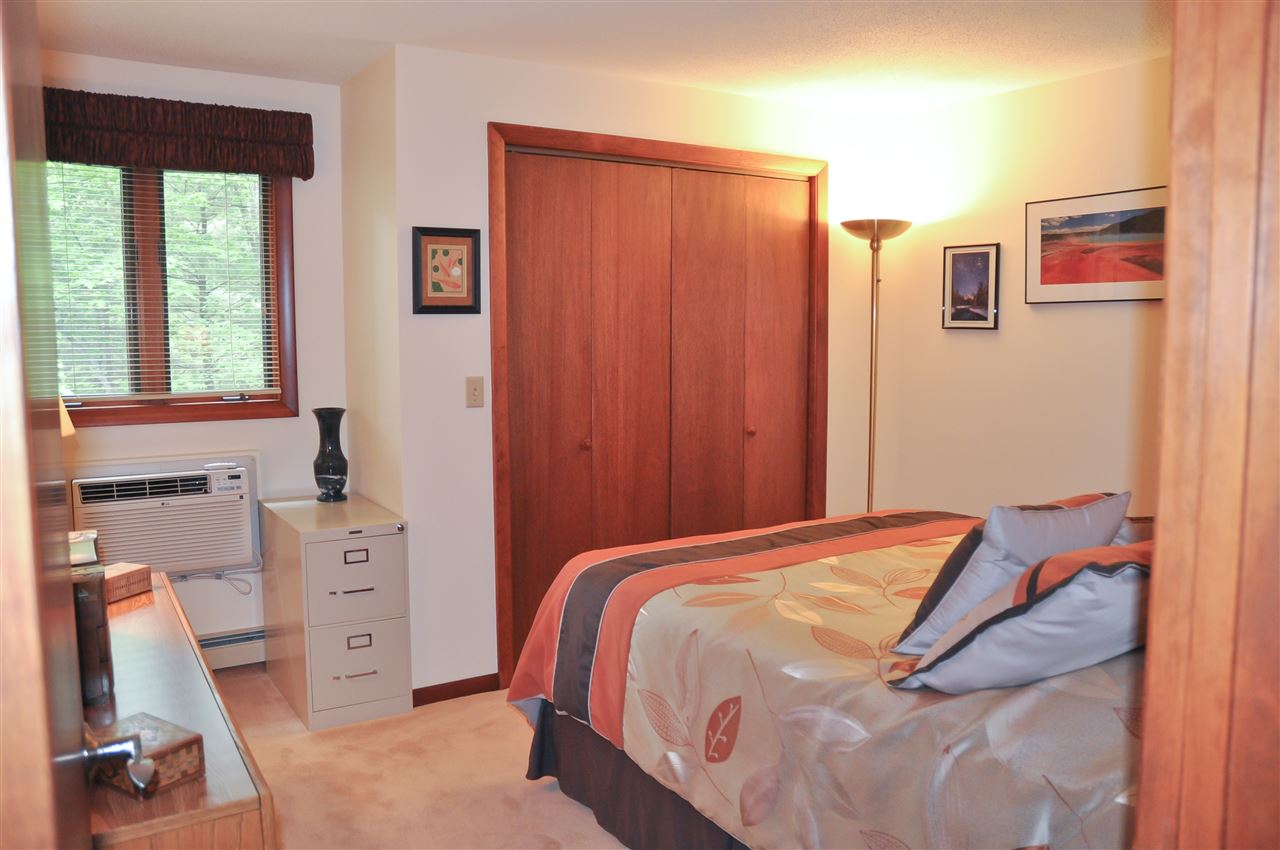 39 Blossom Road Windham, NH 03087 - Photo 24 of 37