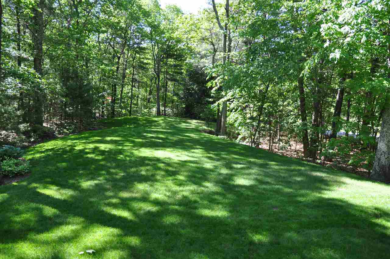 39 Blossom Road Windham, NH 03087 - Photo 28 of 37