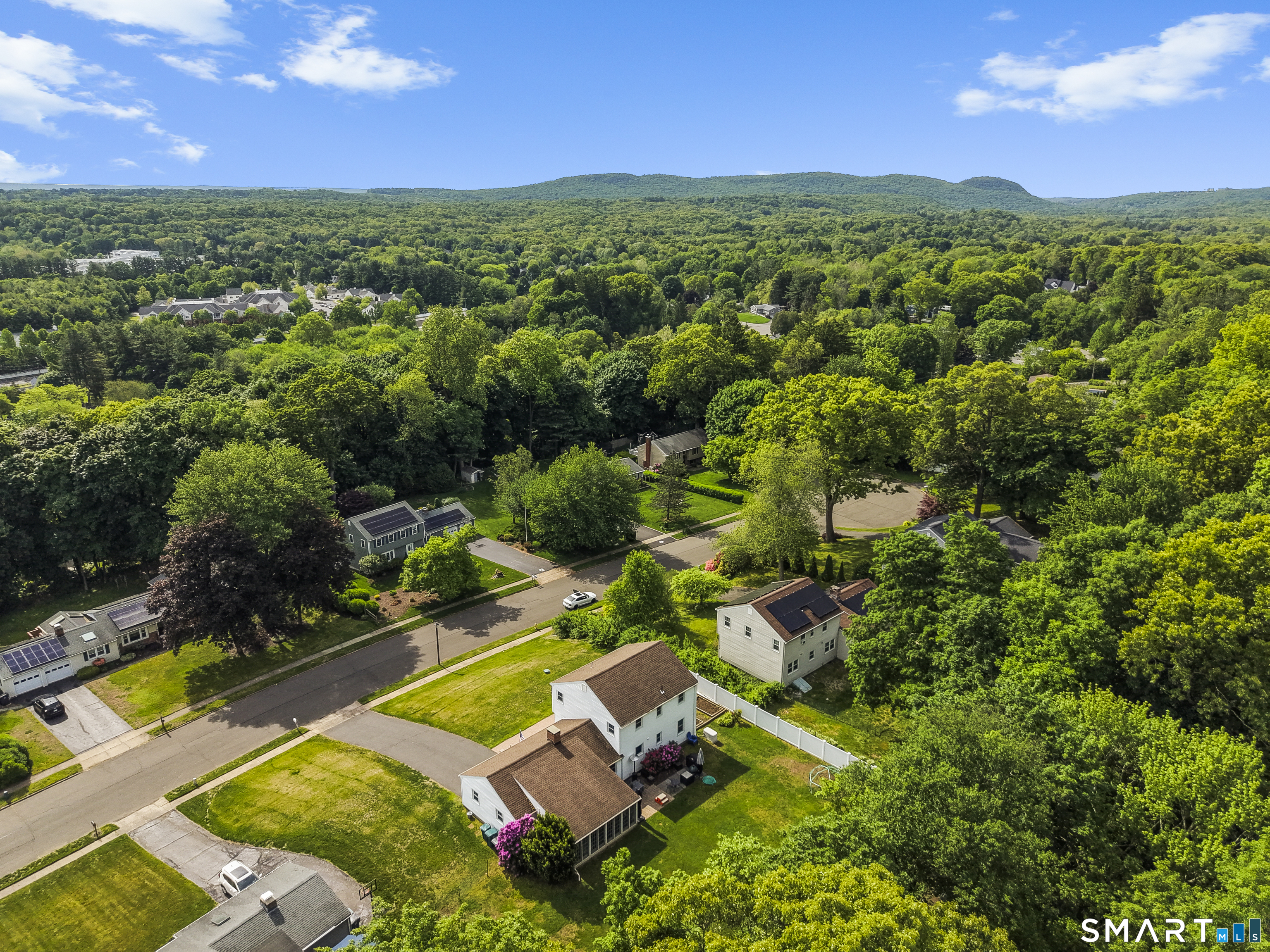 80 Pound Ridge Road Cheshire, CT 06410 - Photo 37 of 40