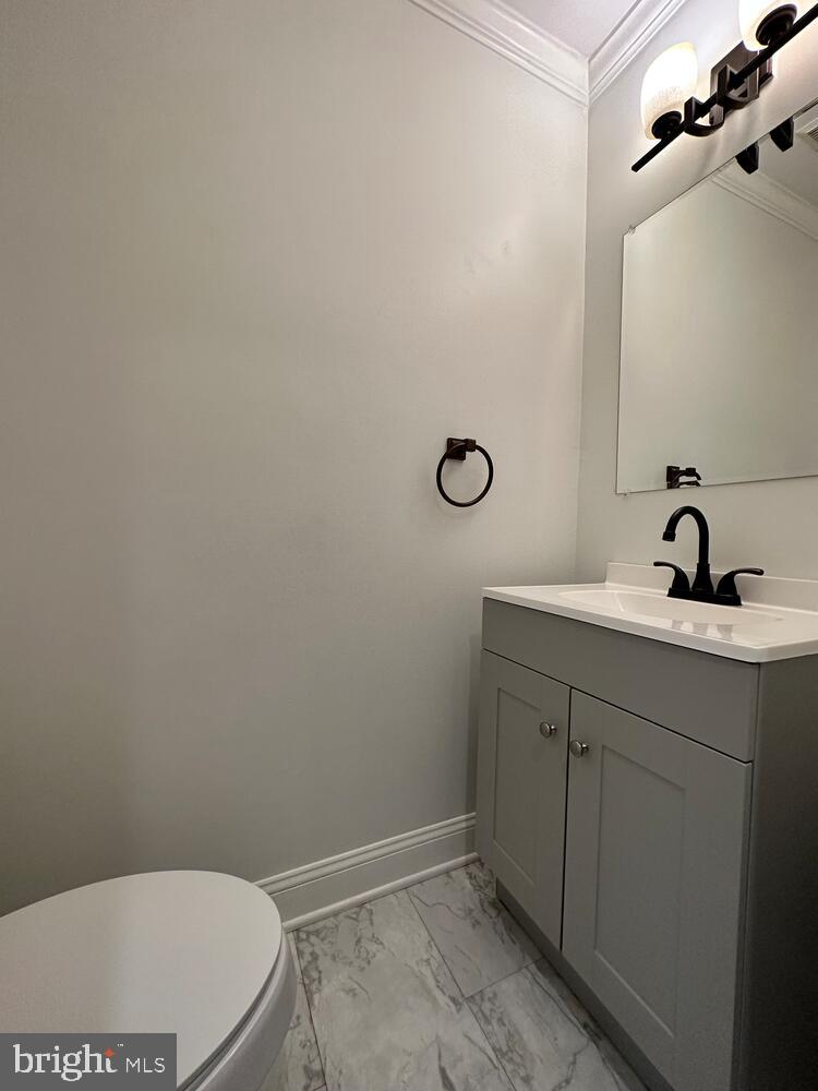 11970 Heathcote Court Reston, VA 20191 - Photo 12 of 25