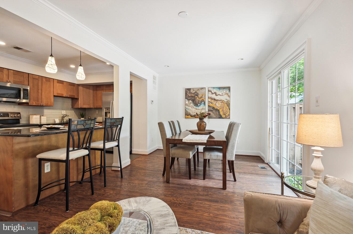 11970 Heathcote Court Reston, VA 20191 - Photo 8 of 25