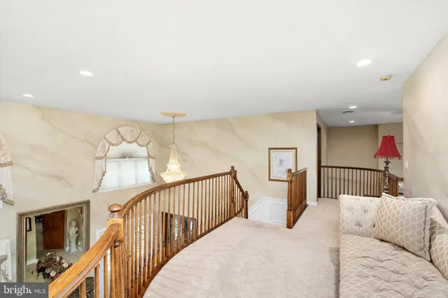 a close up view of a washer and dryer