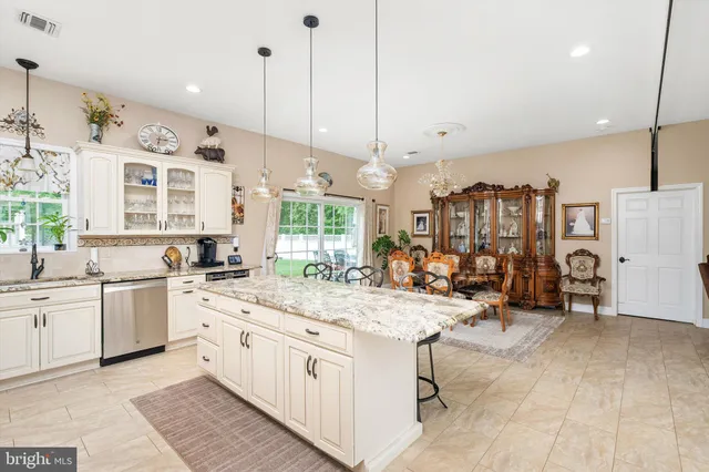 $1,388,000 | 360 Gordon Road, Robbinsville, NJ 08691