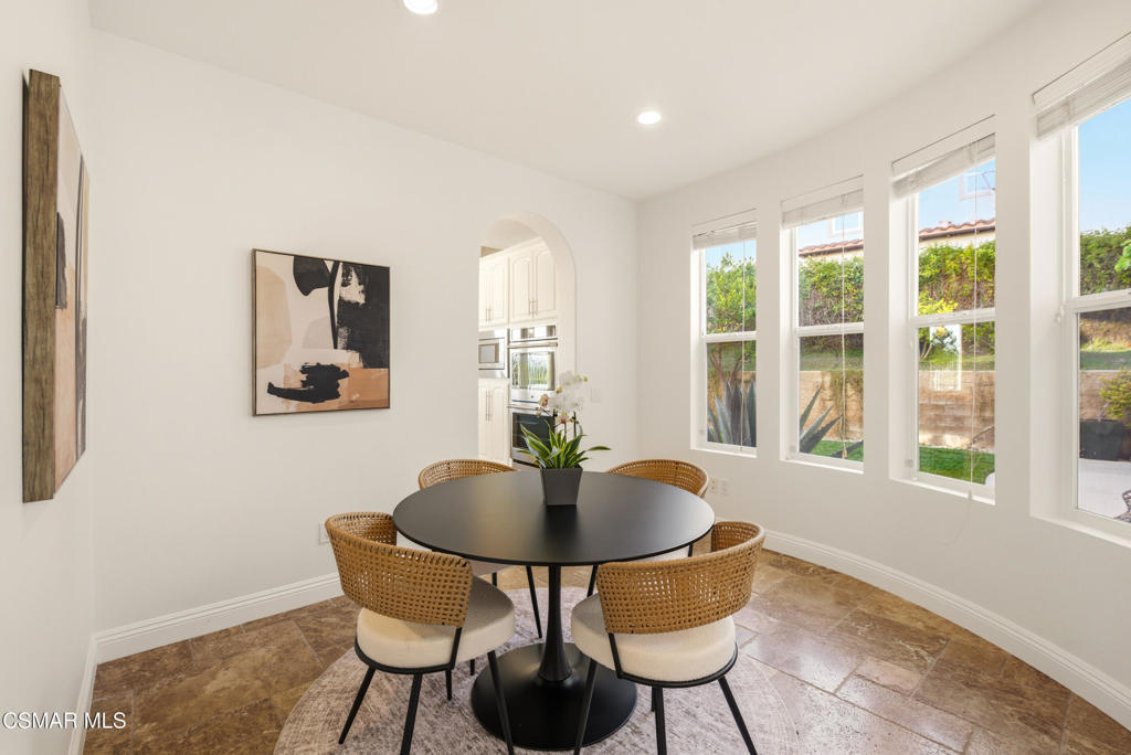 2424 Springbrook Street Thousand Oaks, CA 91362 - Photo 25 of 58