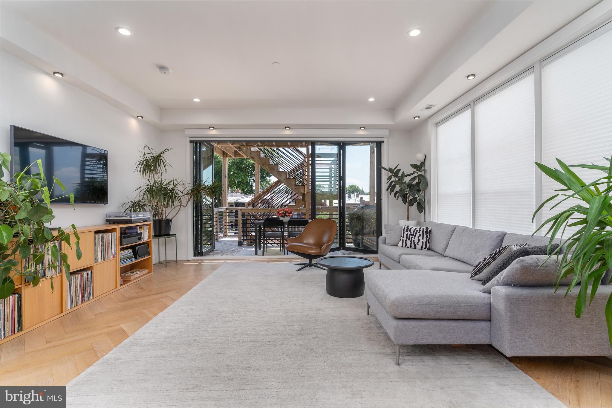 22 Bryant Street Northwest, Unit 3 Washington, DC 20001 - Photo 3 of 36 Living Room