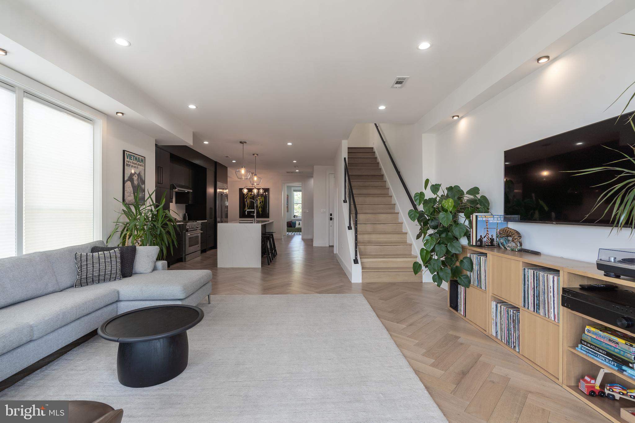 22 Bryant Street Northwest, Unit 3 Washington, DC 20001 - Photo 5 of 36 Combination Living/Kitchen