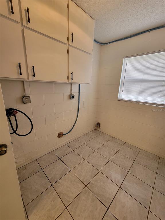2304 Northeast 38th Street Ocala, FL 34479 - Photo 5 of 13