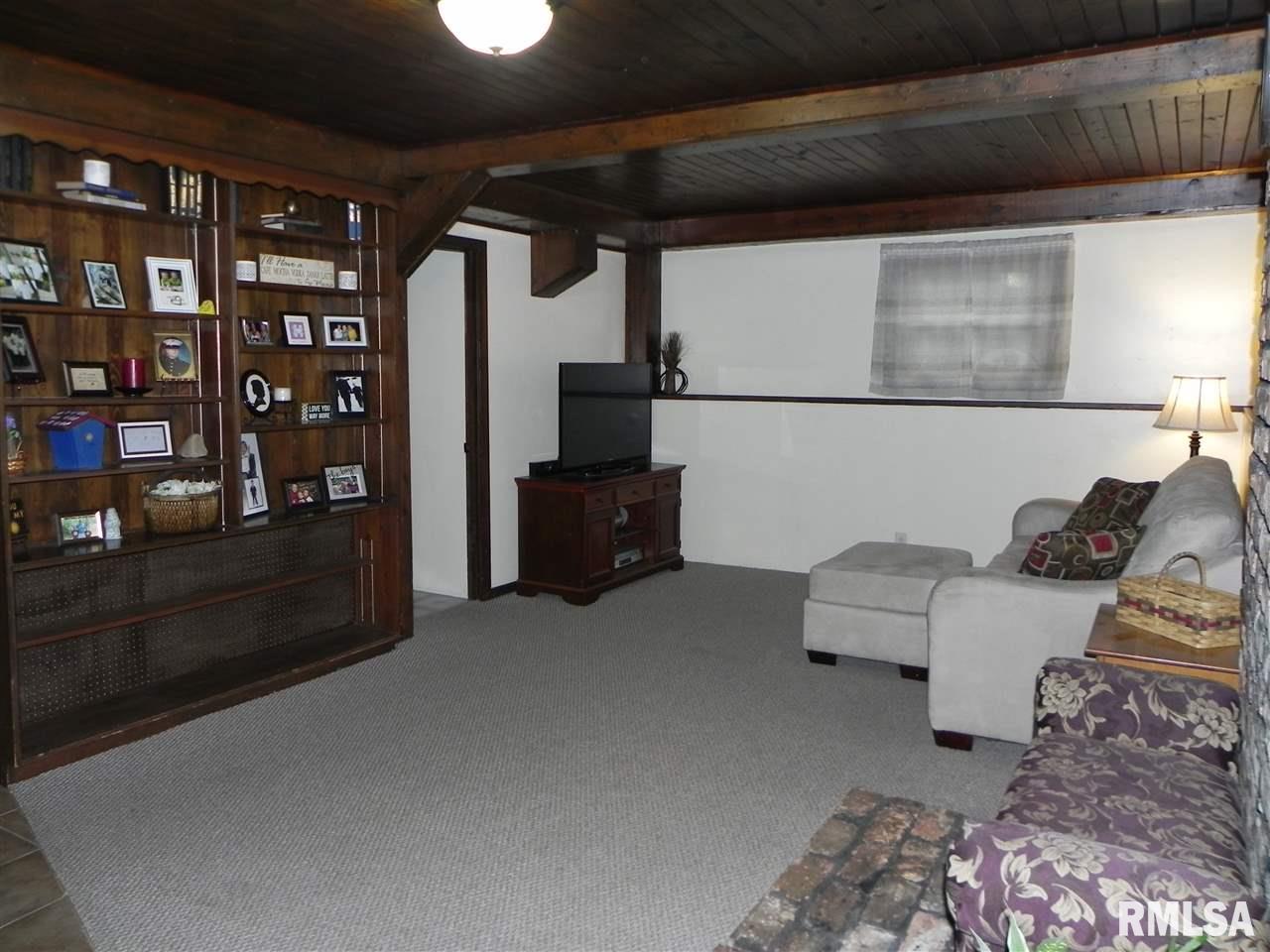 3420 3rd Street Moline, IL 61265 - Photo 12 of 24 Gallery Image 12