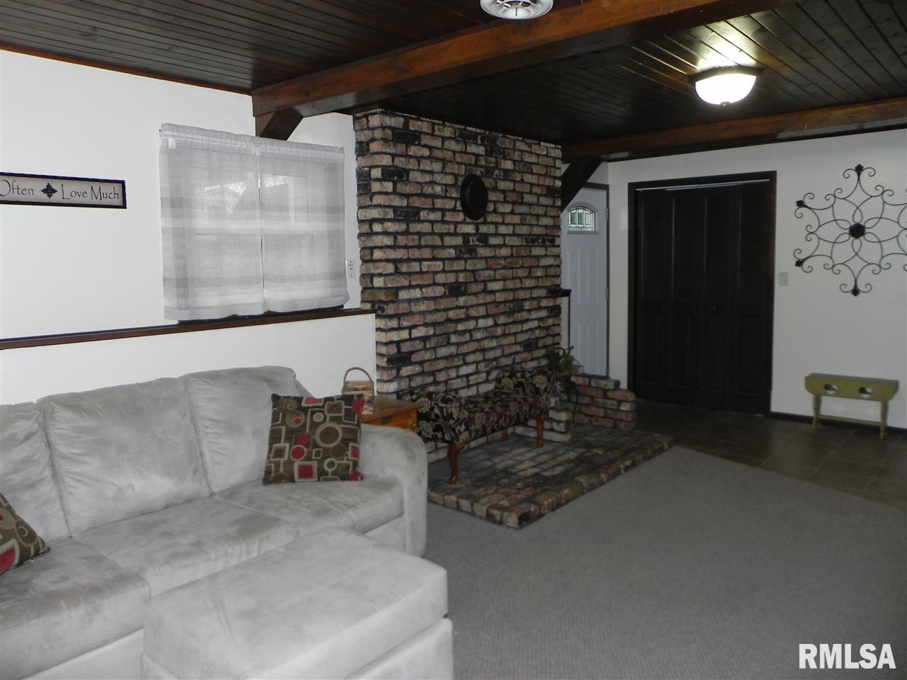 3420 3rd Street Moline, IL 61265 - Photo 14 of 24 Gallery Image 14