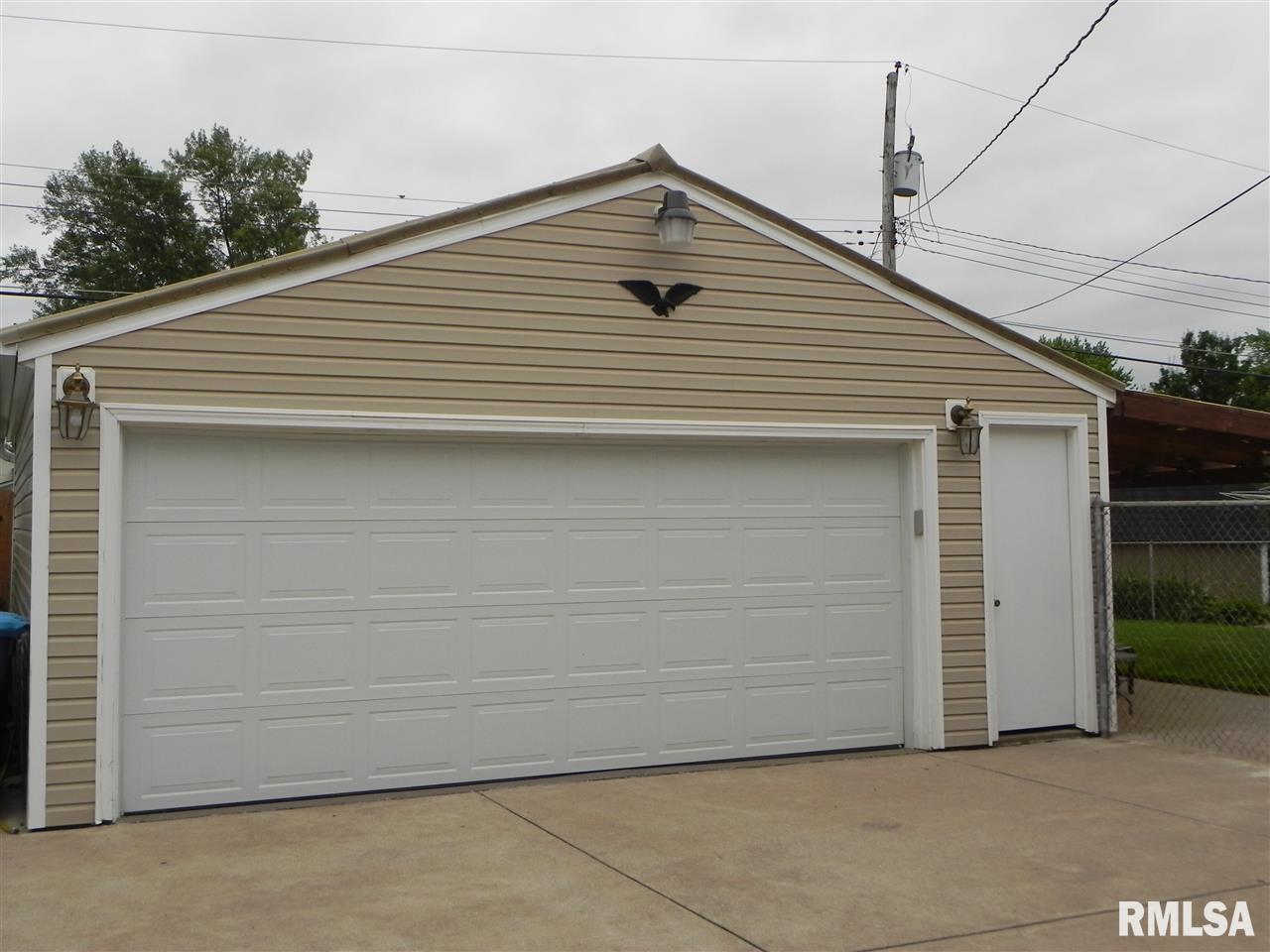 3420 3rd Street Moline, IL 61265 - Photo 19 of 24 Gallery Image 19