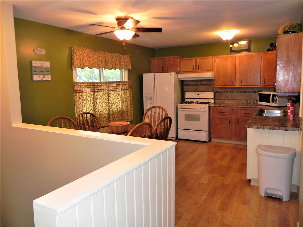 3420 3rd Street Moline, IL 61265 - Photo 5 of 24 Gallery Image 5