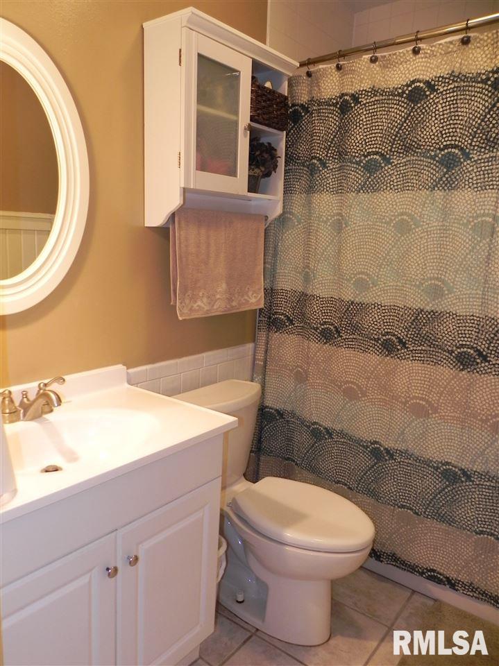 3420 3rd Street Moline, IL 61265 - Photo 9 of 24 Gallery Image 9