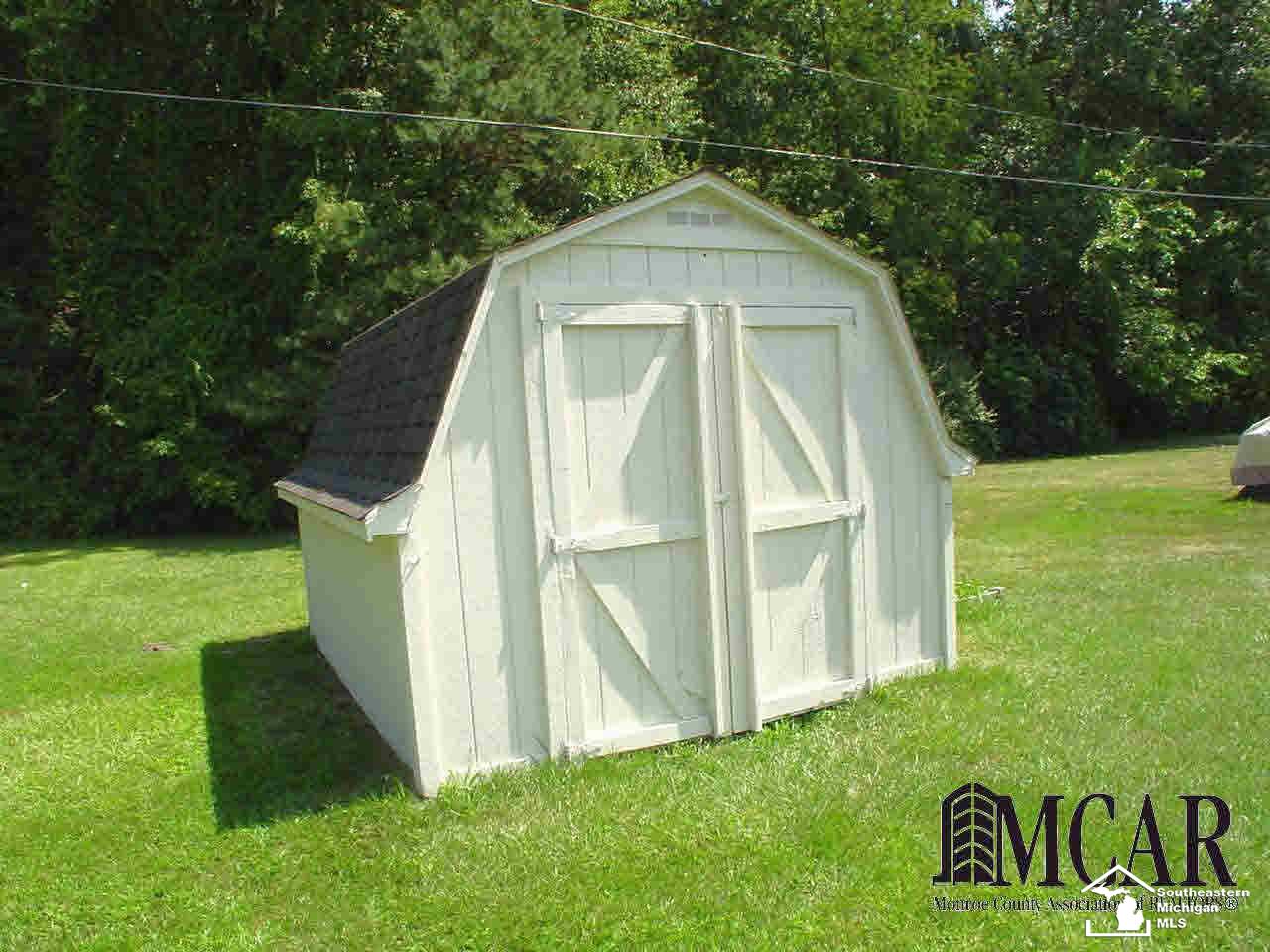 10676 Jackman Road Temperance, MI 48182 - Photo 5 of 20 WOOD SHED