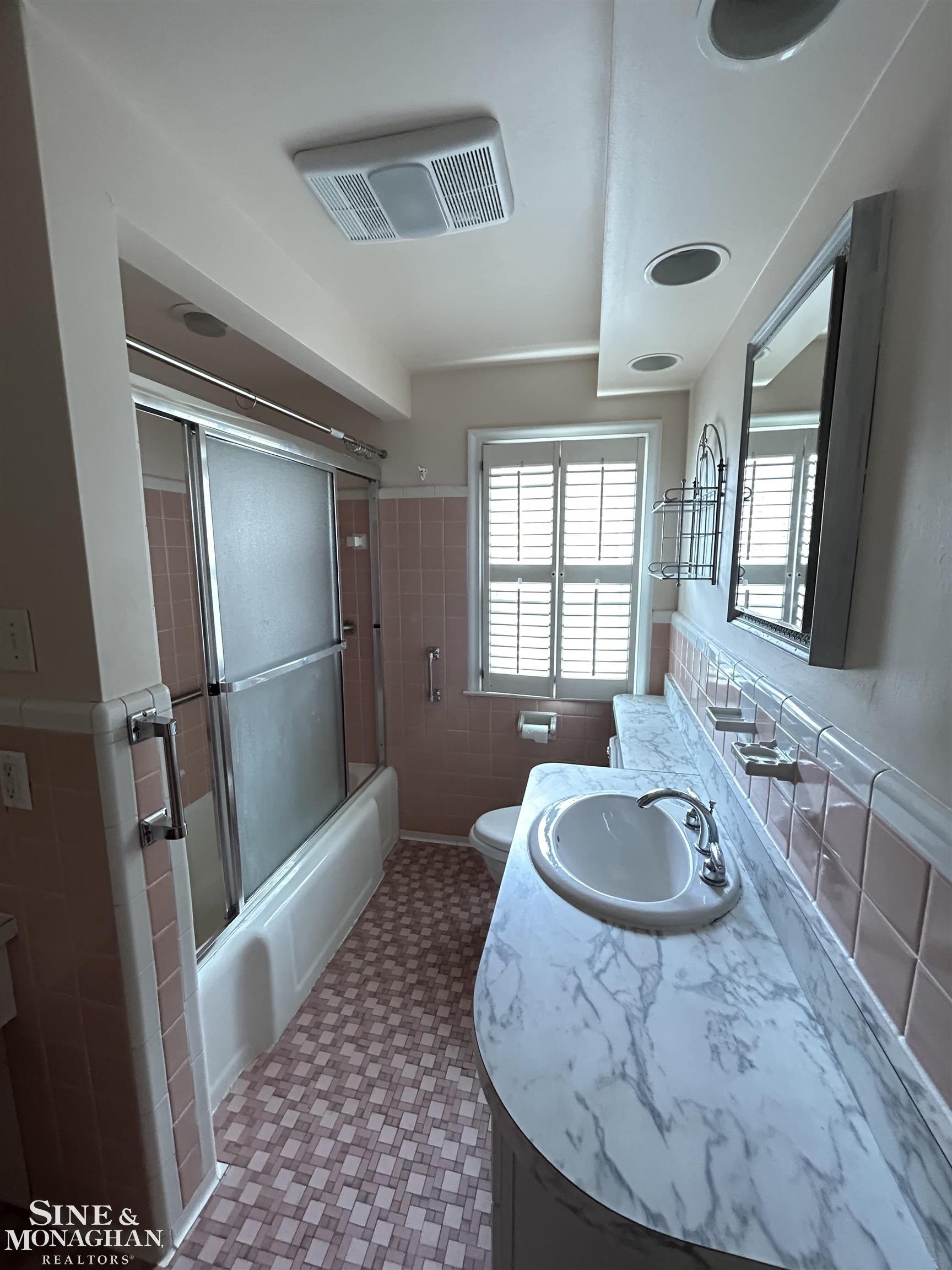 478 Fisher Road Grosse Pointe Farms, MI 48230 - Photo 9 of 10