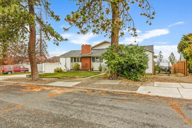 $610,000 | 4245 East 8th Avenue, Spokane, WA 99202