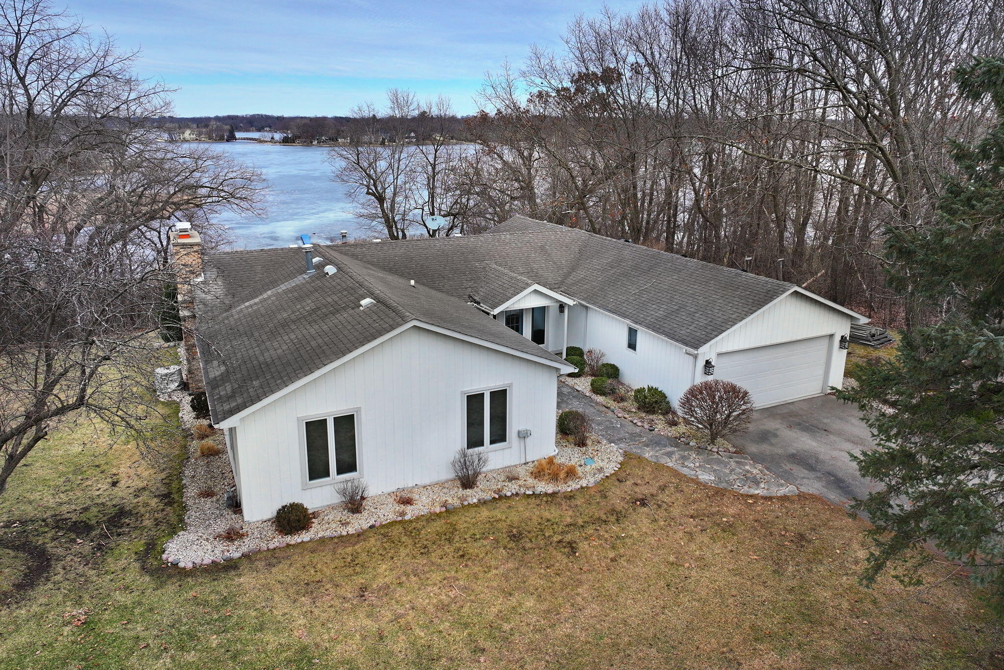 W5368 Plantation Road Sugar Creek, WI 53121 - Photo 6 of 32 1-web-or-mls-W5368 Plantation Rd, Elkhor
