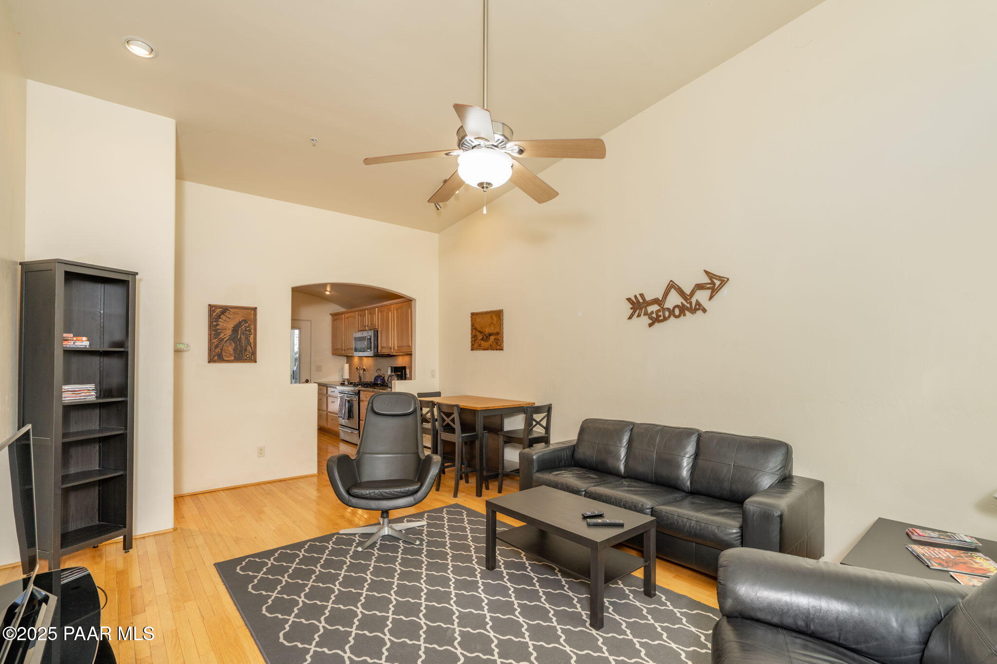 559 Jordan Road, Unit 3 Sedona, AZ 86336 - Photo 8 of 39 17-web-or-mls-559-jordan-rd-3