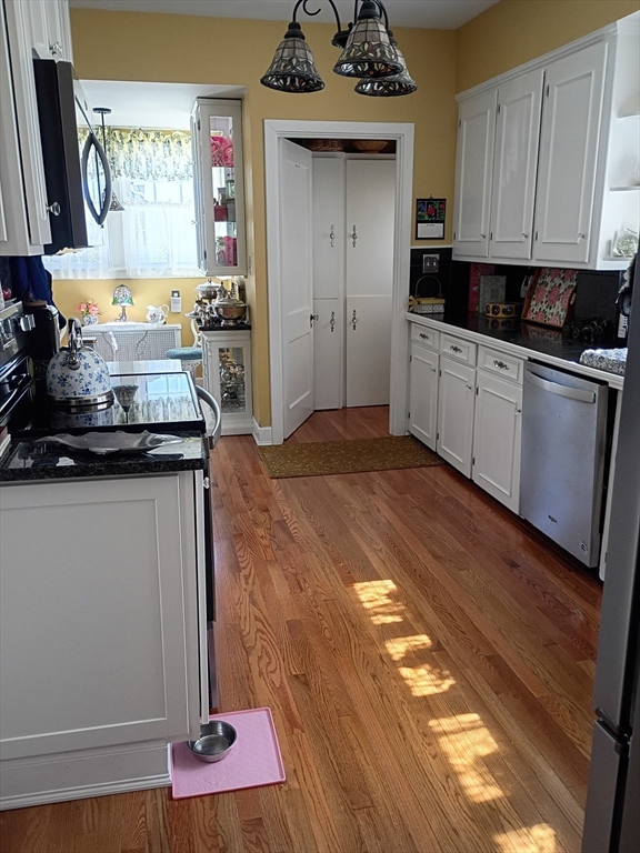 333 Langley Street Fall River, MA 02720 - Photo 14 of 41