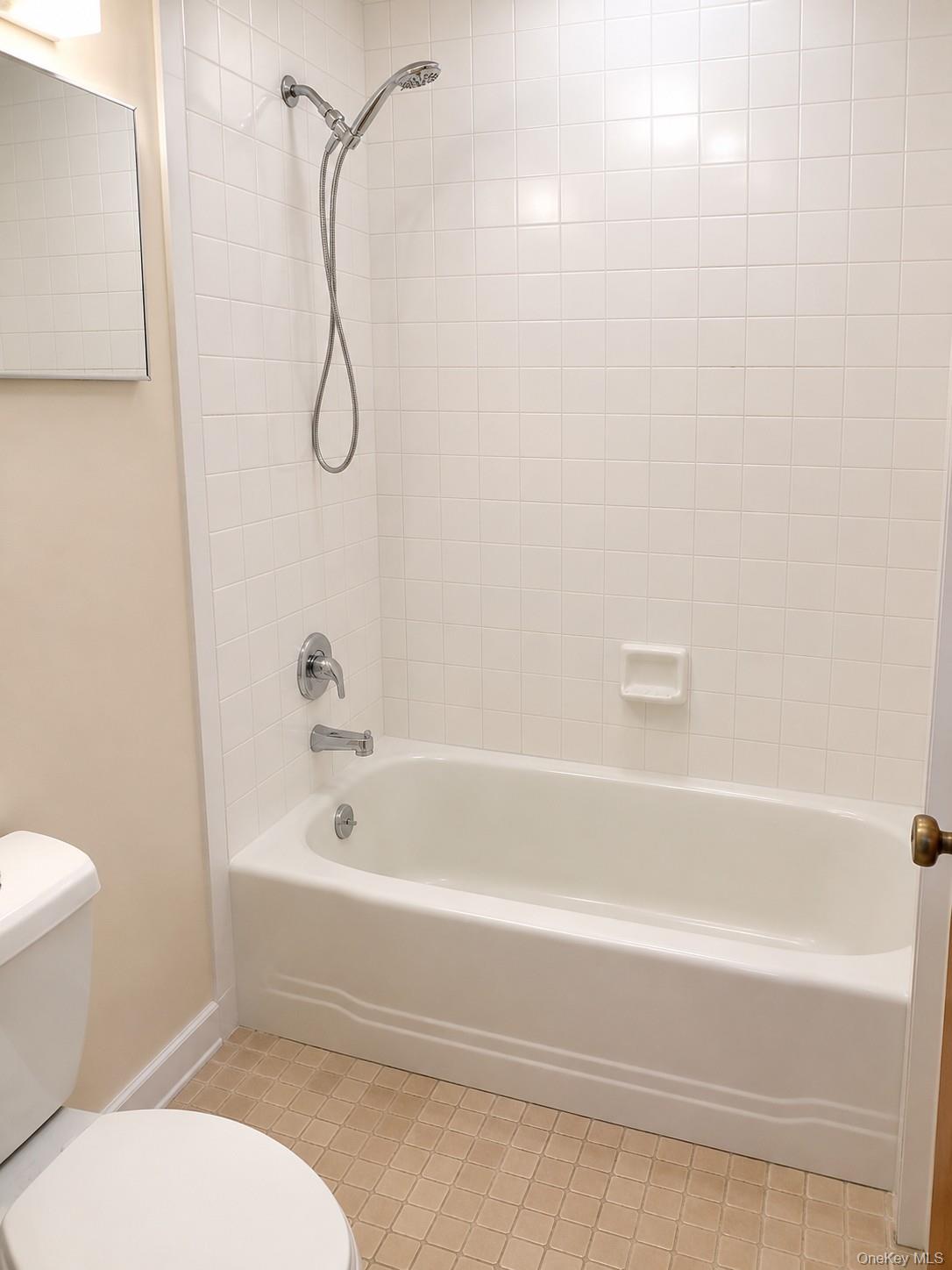45 South Middletown Road Pearl River, NY 10965 - Photo 10 of 15