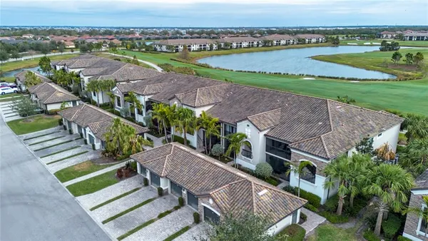 $3,500 | 5548 Palmer Circle, Unit 102, Bradenton, FL 34211