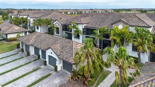 $3,500 | 5548 Palmer Circle, Unit 102, Bradenton, FL 34211