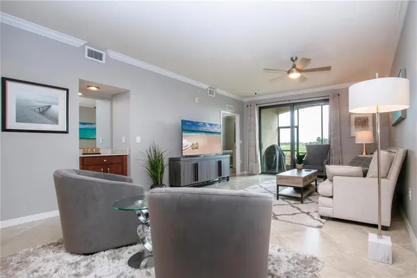 $3,500 | 5548 Palmer Circle, Unit 102, Bradenton, FL 34211