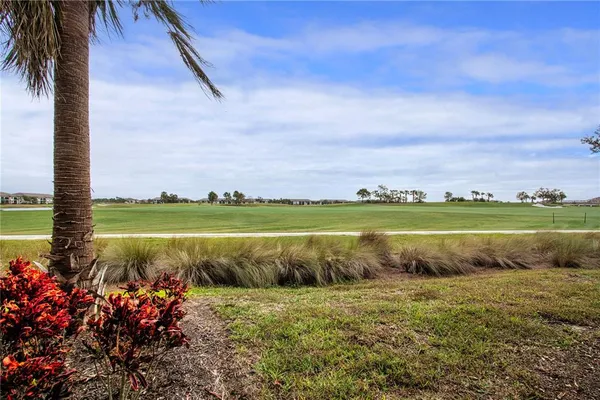 $3,500 | 5548 Palmer Circle, Unit 102, Bradenton, FL 34211