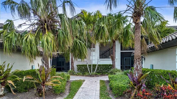 $3,500 | 5548 Palmer Circle, Unit 102, Bradenton, FL 34211