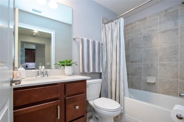 $3,500 | 5548 Palmer Circle, Unit 102, Bradenton, FL 34211