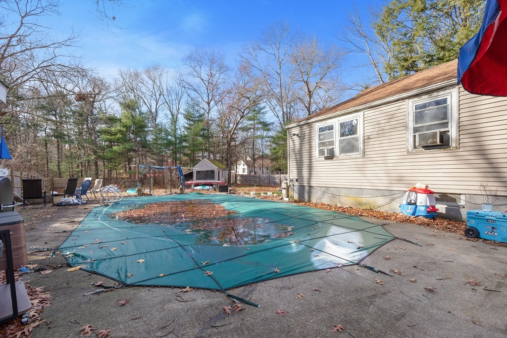 178 Reed Street Hanson, MA 02341 - Photo 15 of 16 Gallery Image 15