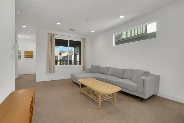 $4,450 | 140 Allusion, Irvine, CA 92618