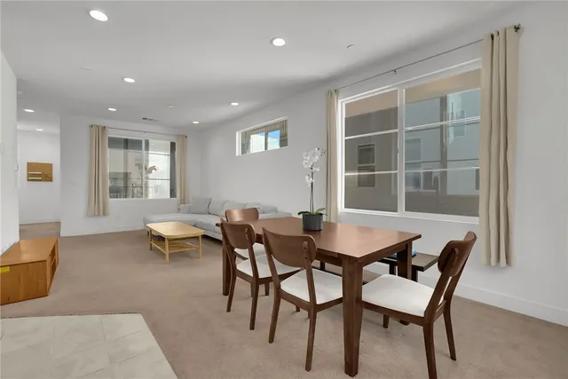 $4,450 | 140 Allusion, Irvine, CA 92618