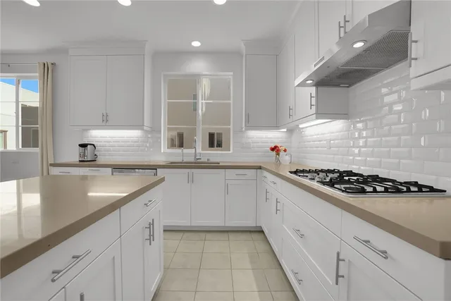 $4,450 | 140 Allusion, Irvine, CA 92618