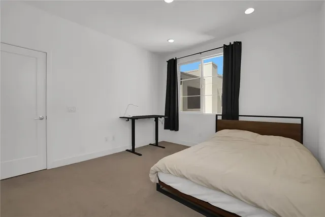 $4,450 | 140 Allusion, Irvine, CA 92618