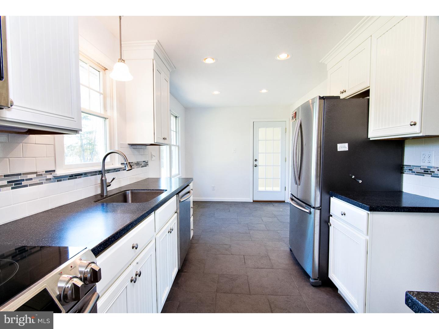 780 Quarry Road Harleysville, PA 19438 - Photo 10 of 24 Kitchen