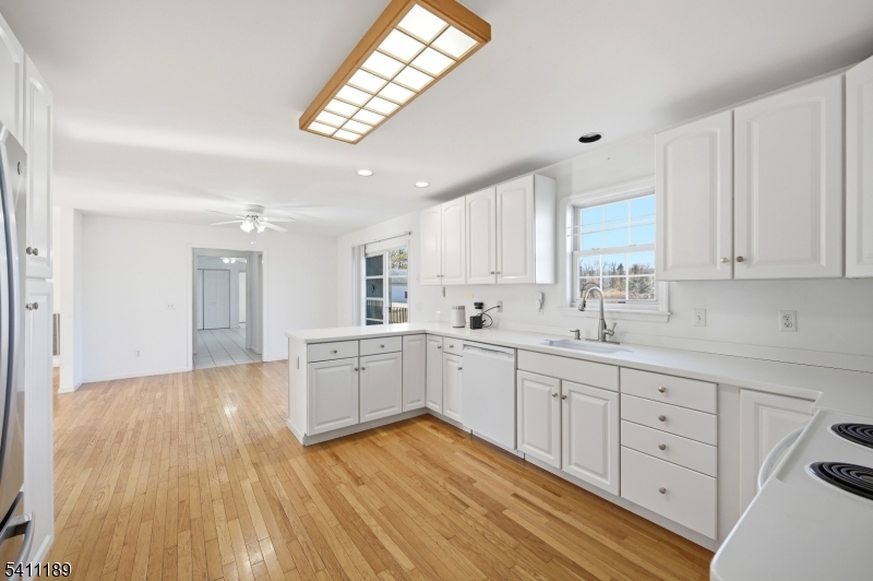 96 Brighton Road Andover, NJ 07821 - Photo 10 of 26