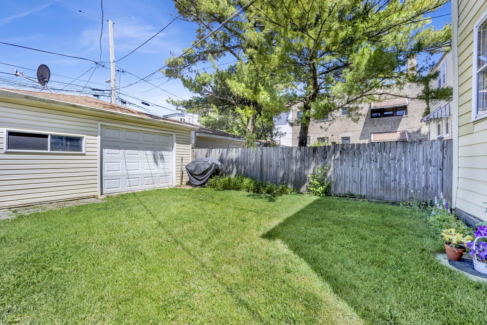 2846 North Ridgeway Avenue Chicago, IL 60618 - Photo 22 of 23 Gallery Image 22