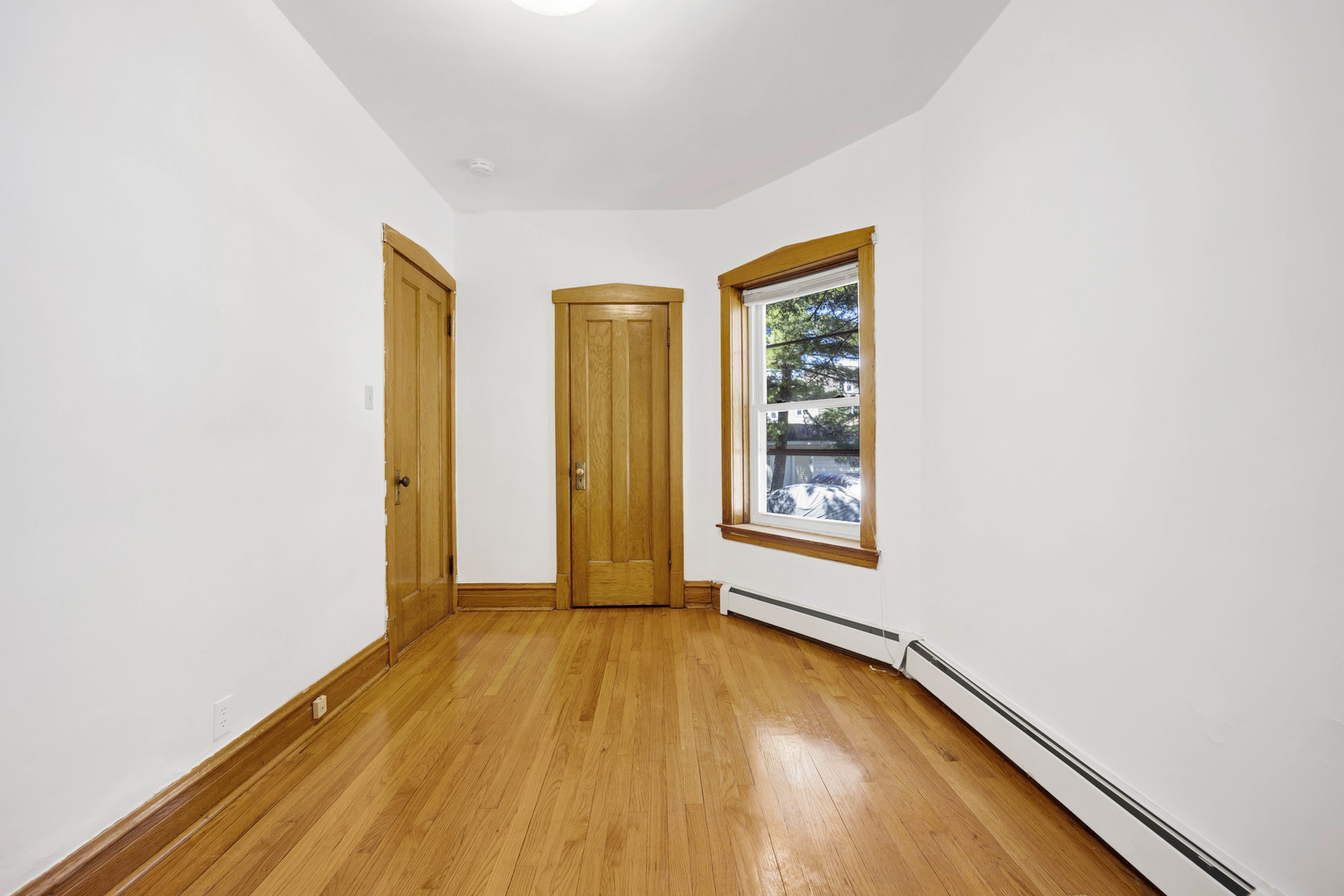 2846 North Ridgeway Avenue Chicago, IL 60618 - Photo 8 of 23 Gallery Image 8
