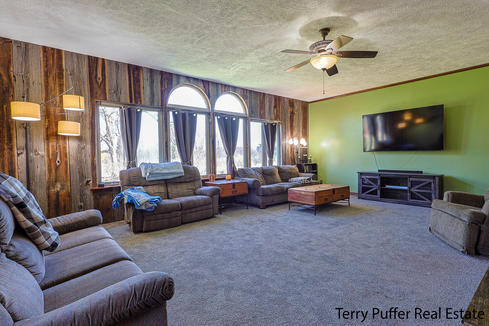 18990 Kimball Road Pierson, MI 49339 - Photo 7 of 41 IMG_5819