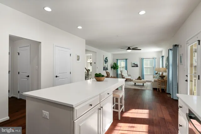 $800,000 | 2321 Sweet Pepperbrush Loop, Dumfries, VA 22026