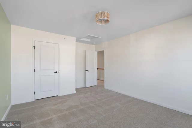 $800,000 | 2321 Sweet Pepperbrush Loop, Dumfries, VA 22026