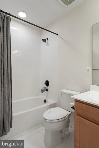 $800,000 | 2321 Sweet Pepperbrush Loop, Dumfries, VA 22026