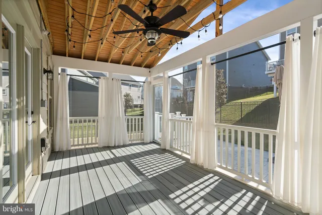 $800,000 | 2321 Sweet Pepperbrush Loop, Dumfries, VA 22026